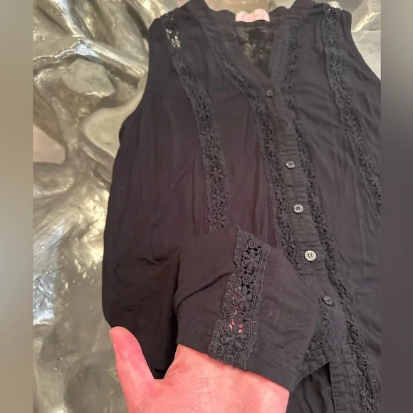 Blush Brand Button down dress tank top. Size medium - Picture 7 of 9